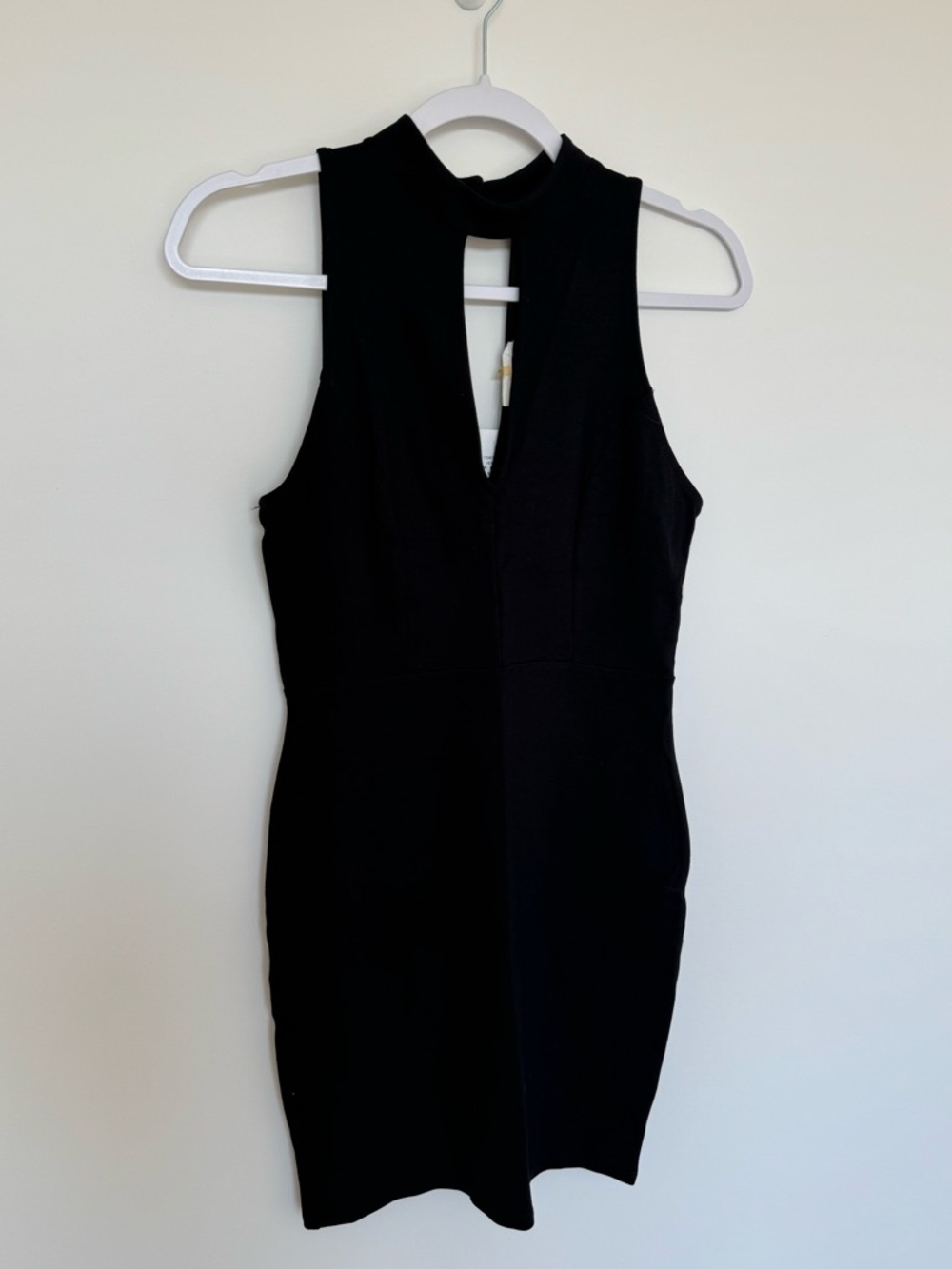 NWT Soprano Sleeveless Black Bodycon Dress with Keyhole Neck